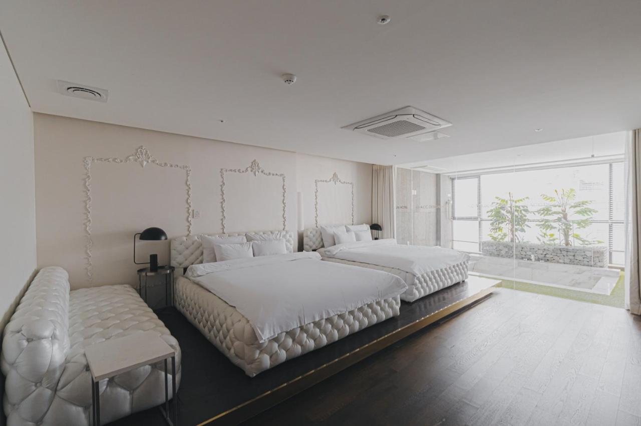 Acc Design Hotel Gwangju Metropolitan City Exterior photo